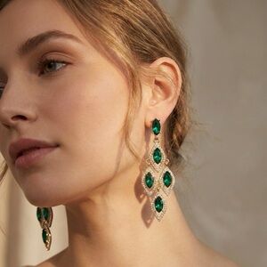Anne Klein (RETIRED) Emerald Green Chandelier Earrings Gold Tone Crystal